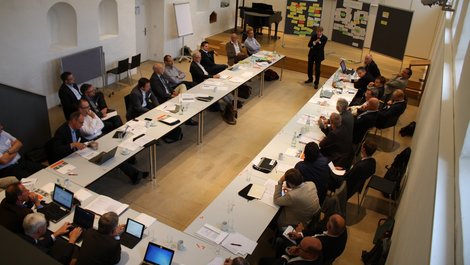 Teilnehmer:innen an einem EFZN-Workshop in Hildesheim bei der Arbeit